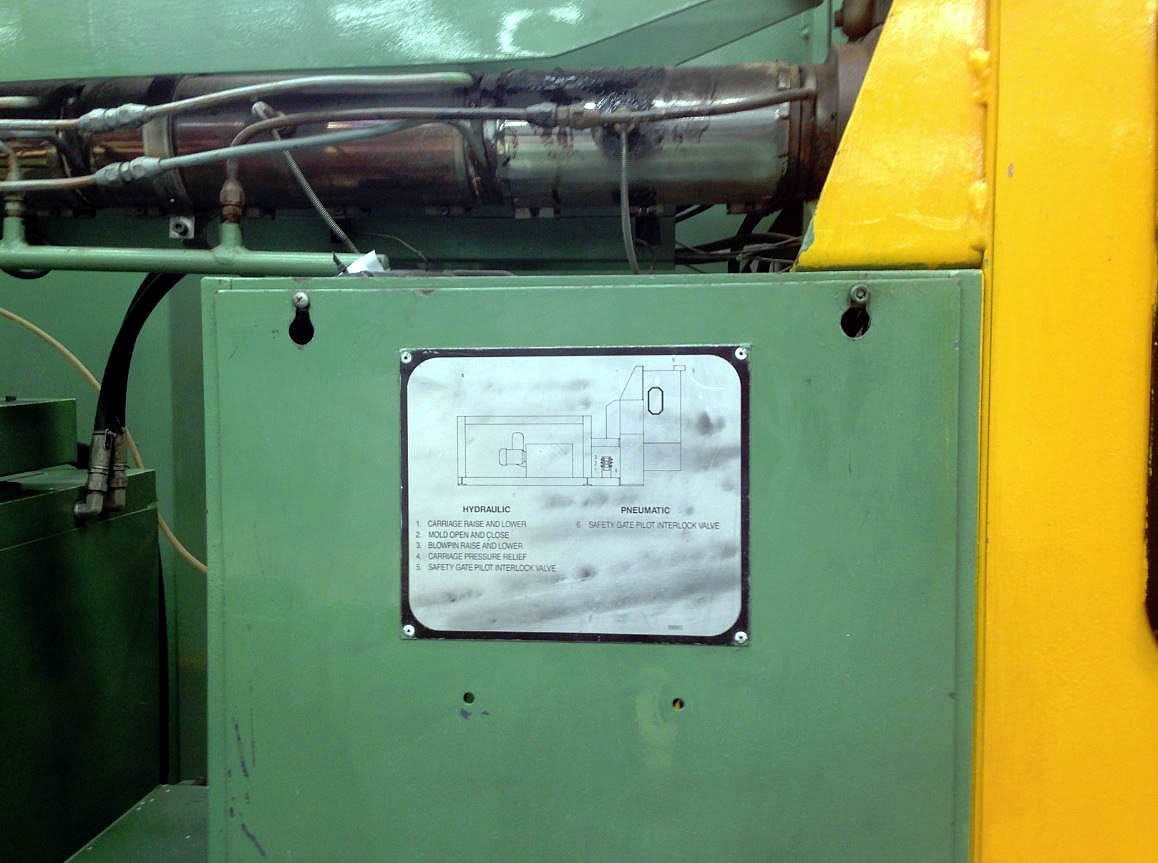 Bekum H 121 S - Máquina de moldeo por soplado 